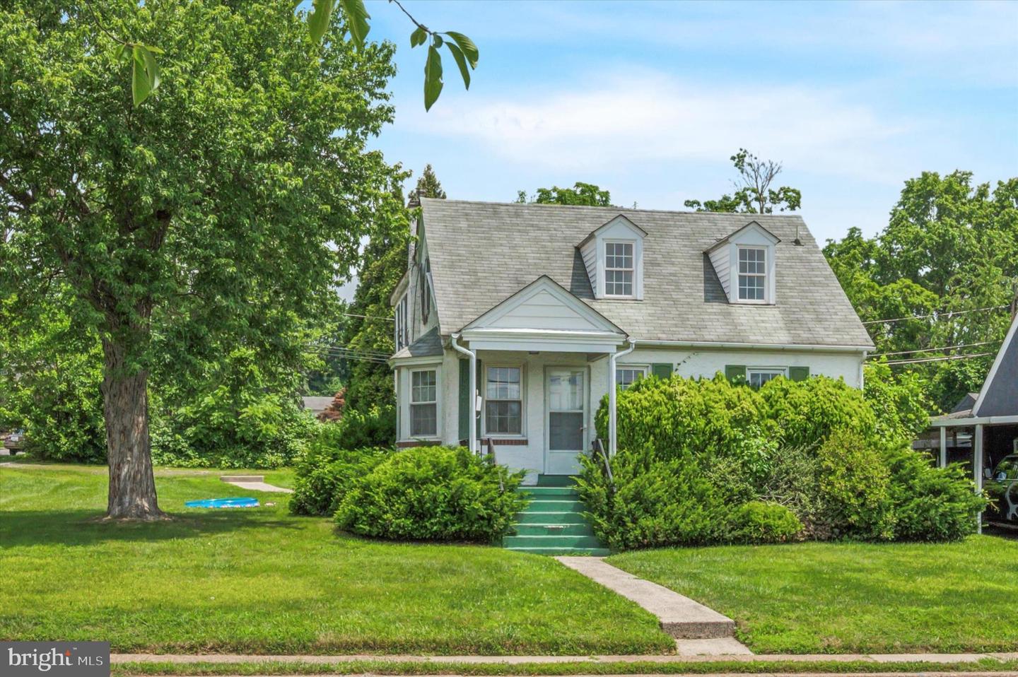 2055 Marshall, Eagleville