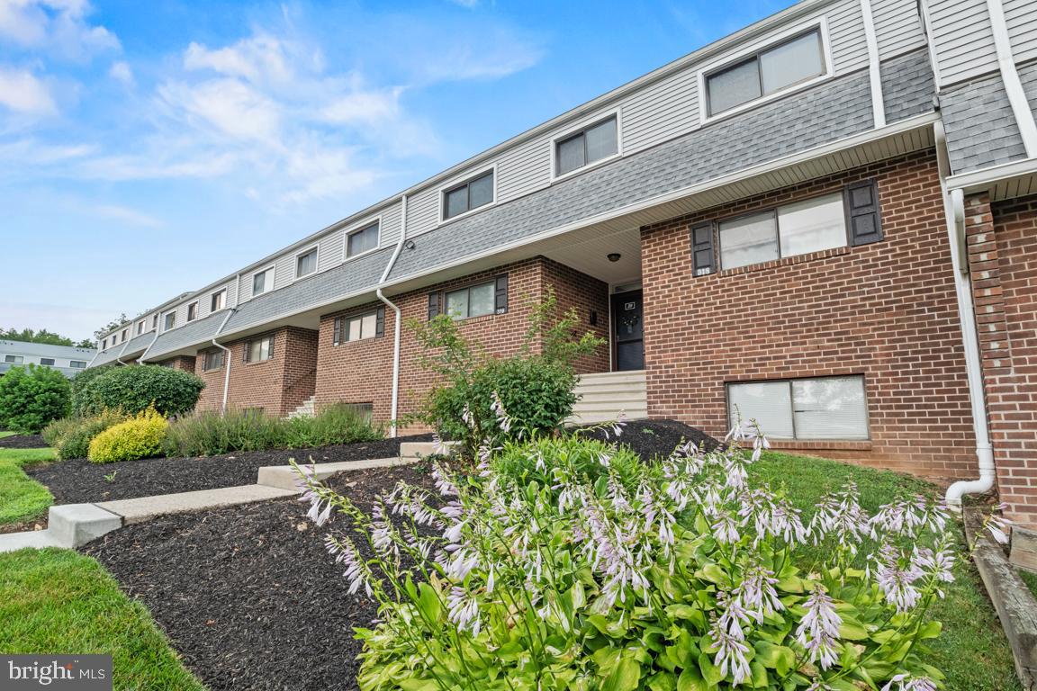 318 Stony Way, Norristown