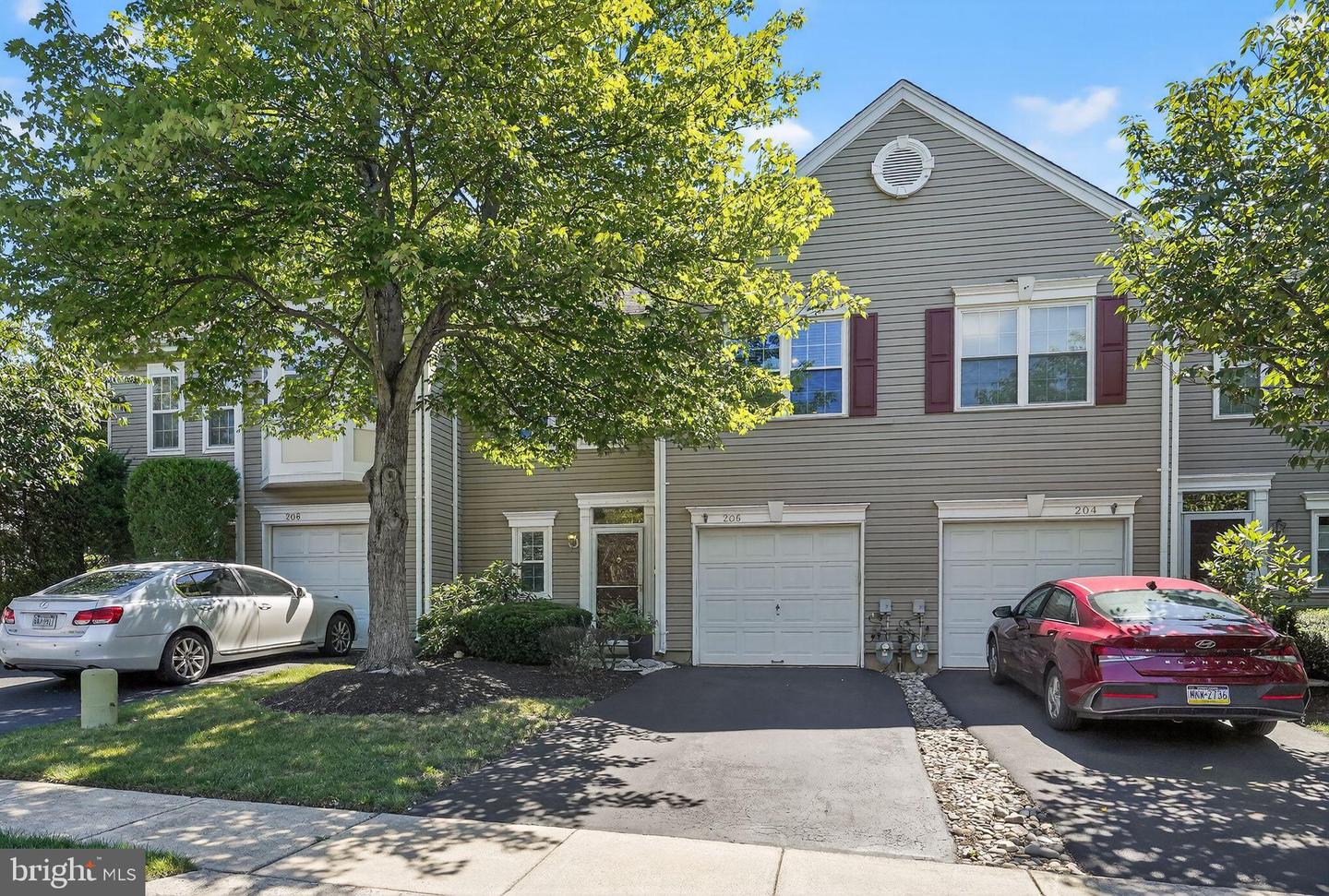 206 Saratoga Way, North Wales