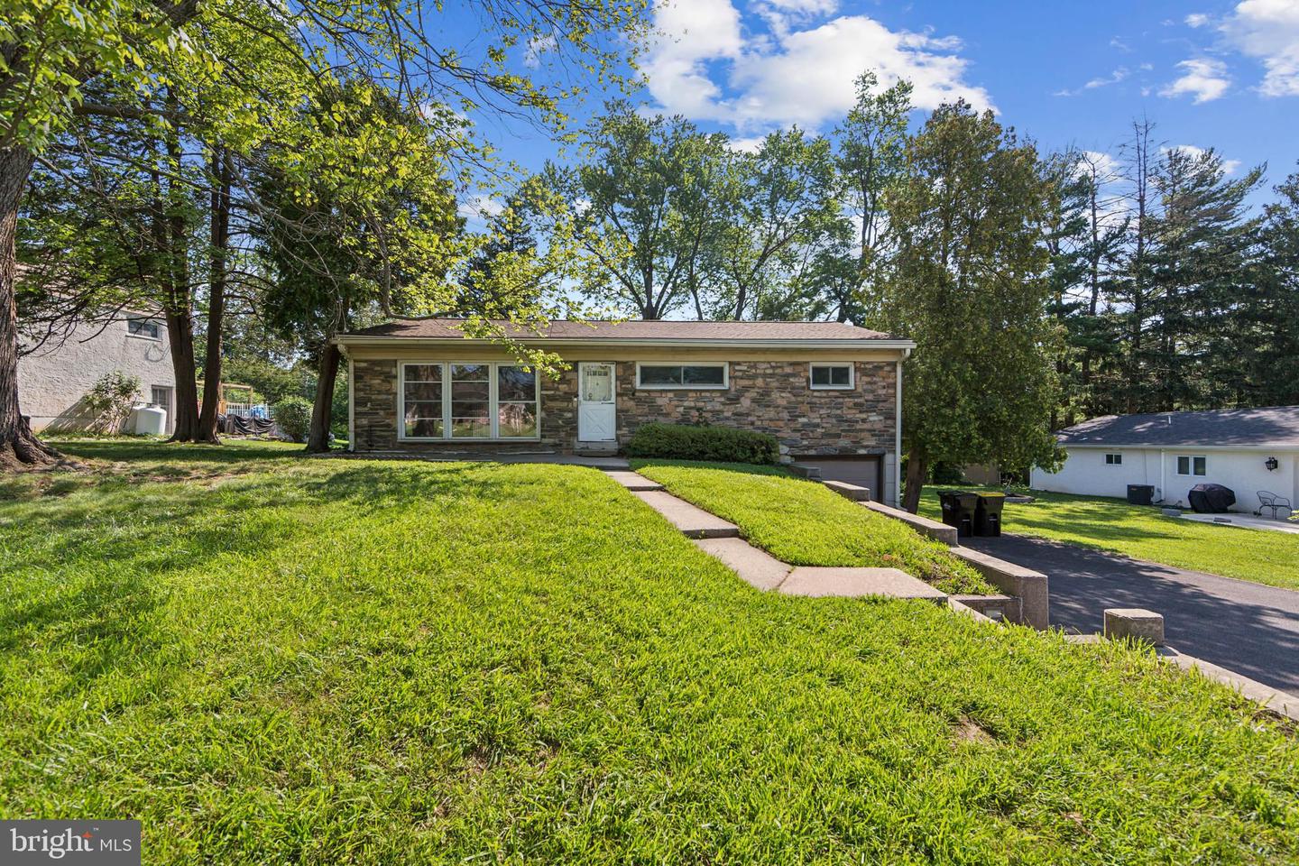 650 School Line Drive, King Of Prussia