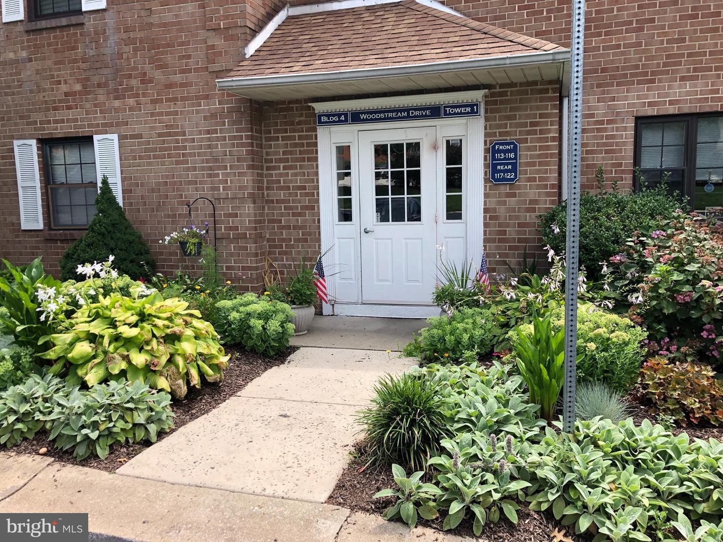 121 Woodstream #condo 121, Norristown