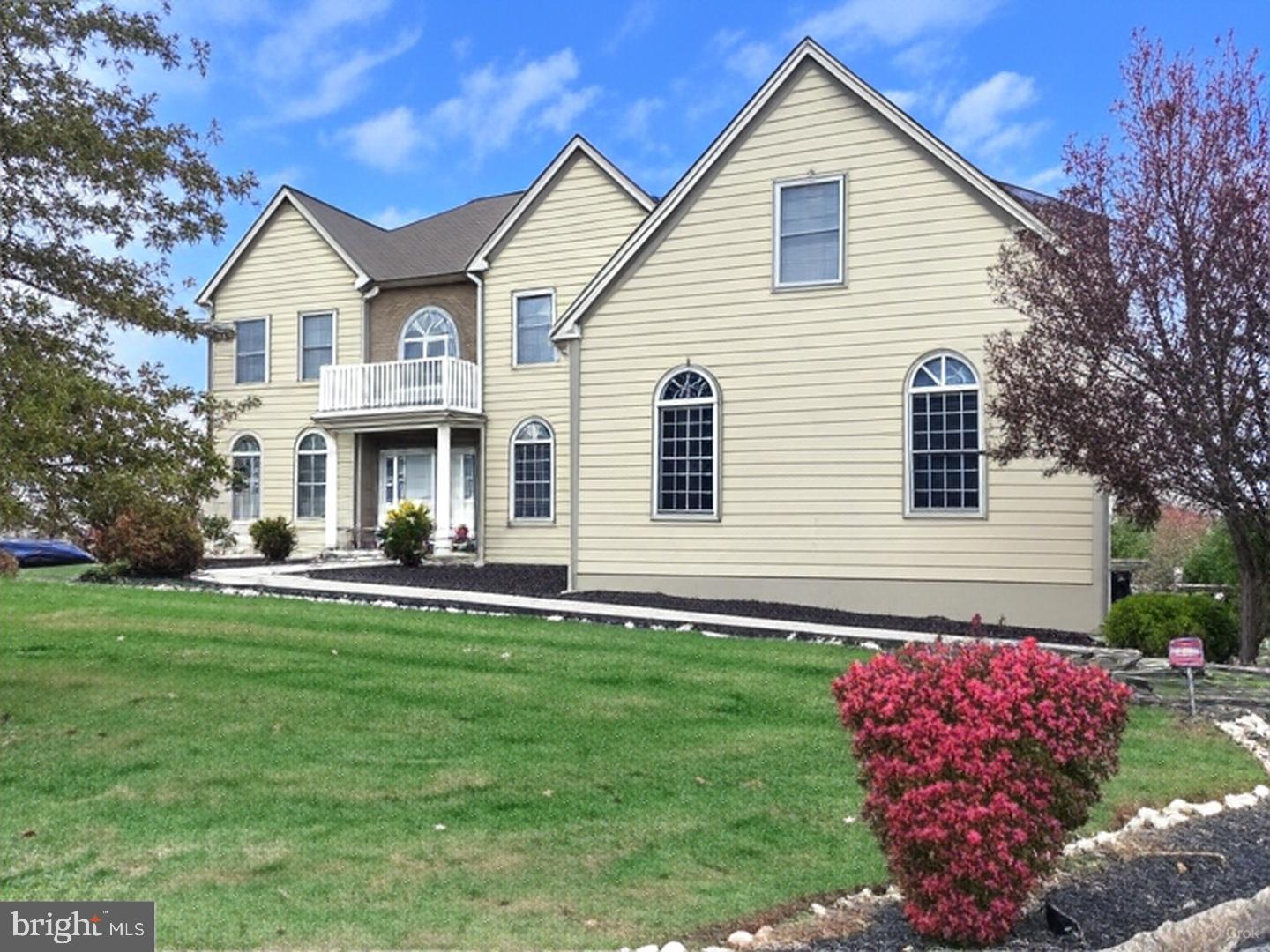 1401 Hampstead Court
