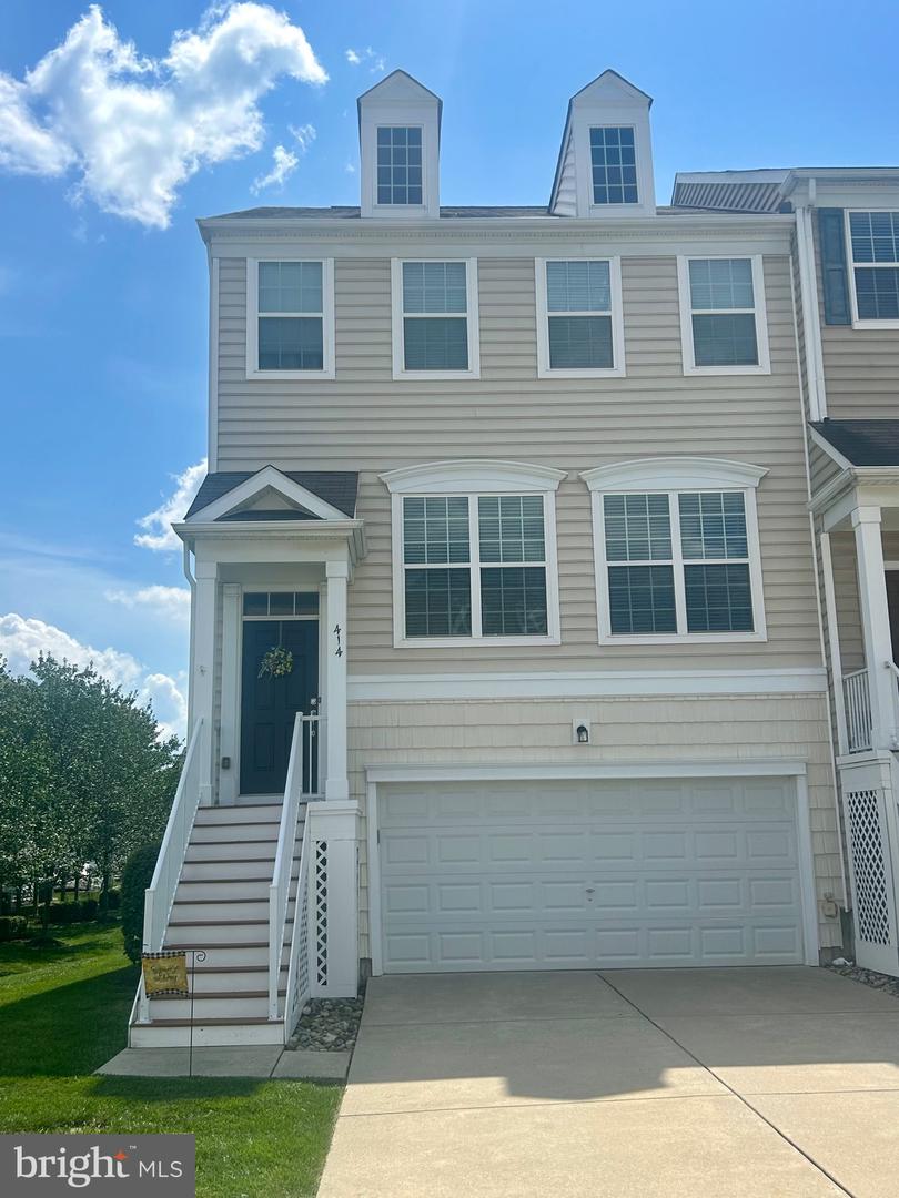 414 Ellison Dr, North Wales