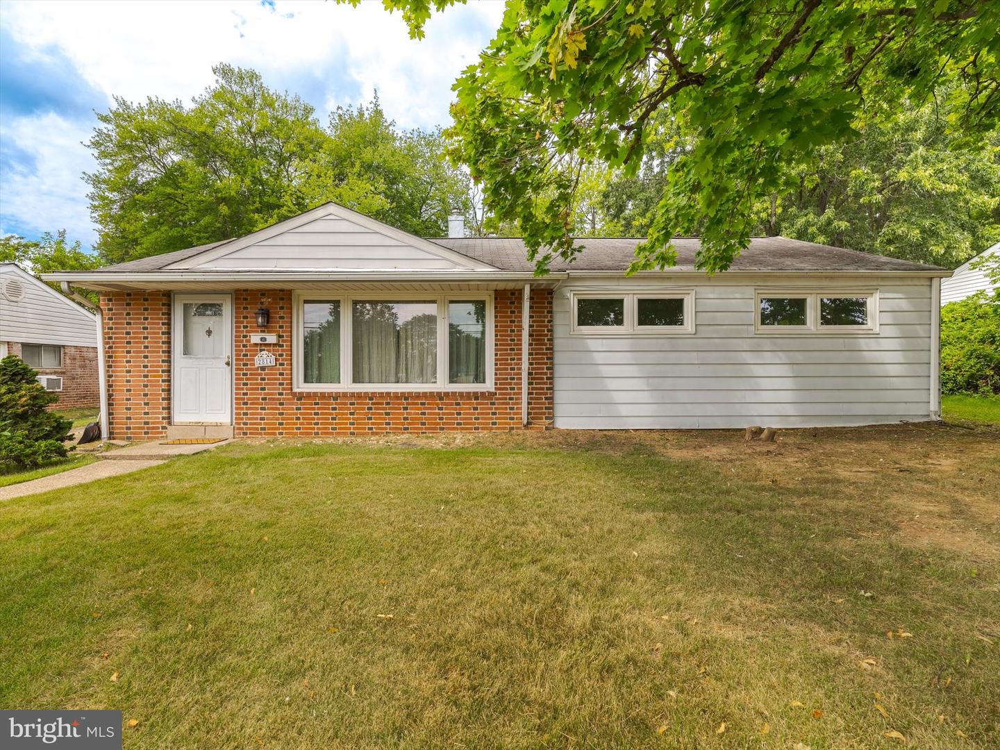 2814 Woodland Road, Abington
