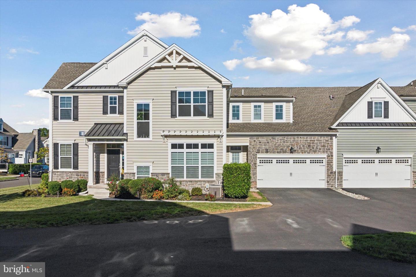 602 Summit Drive, Royersford
