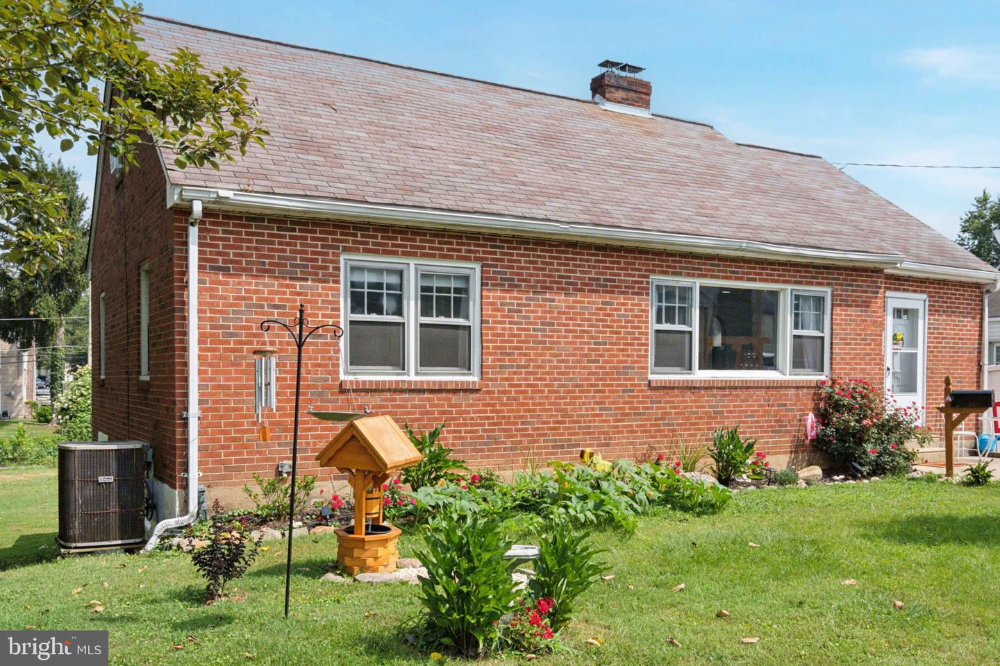 2551 Brookdale Avenue, Abington
