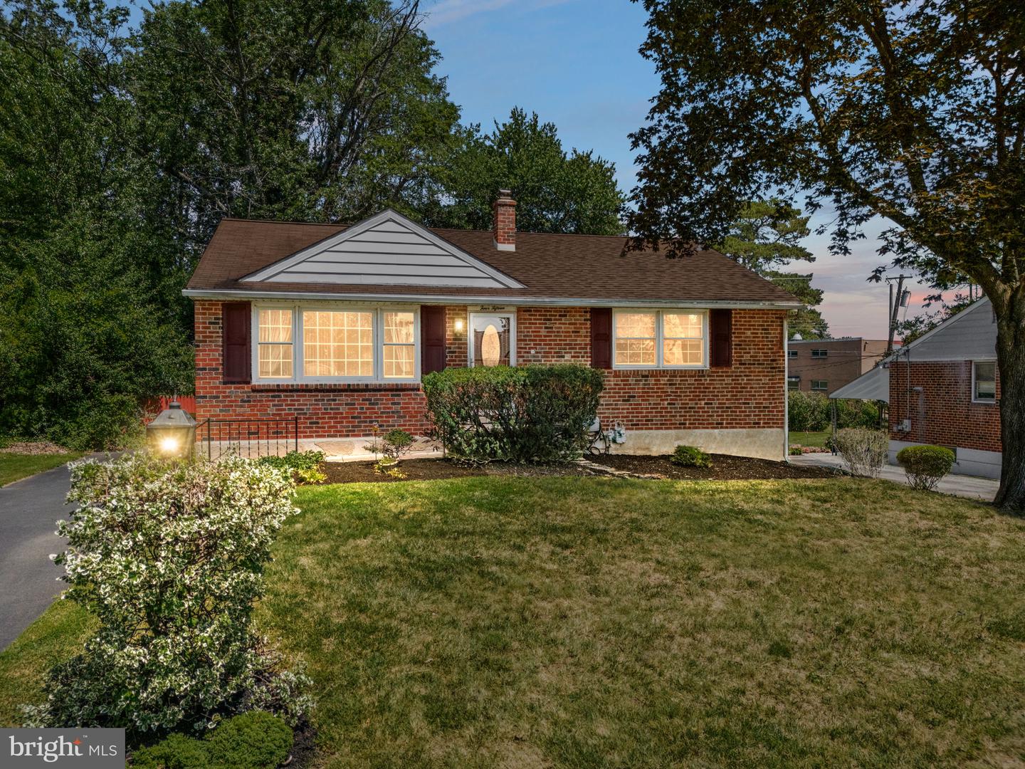 415 Pinecrest Road, Norristown