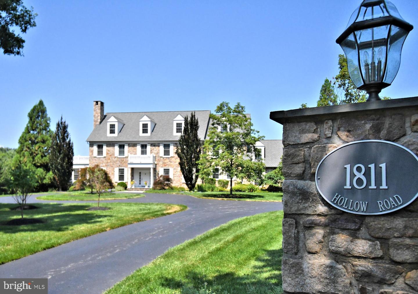1811 Hollow Road