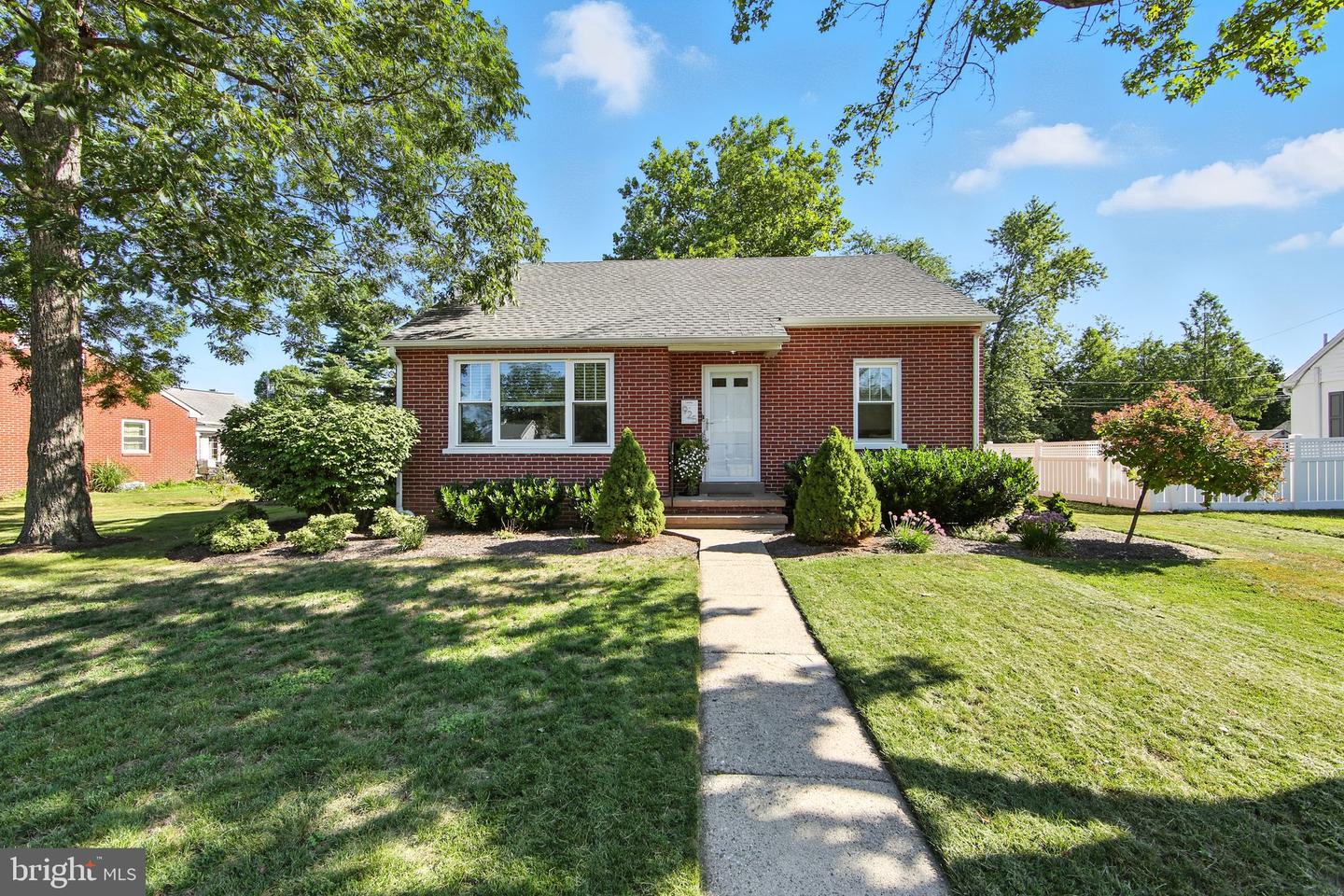 925 Perkiomen Avenue, Lansdale
