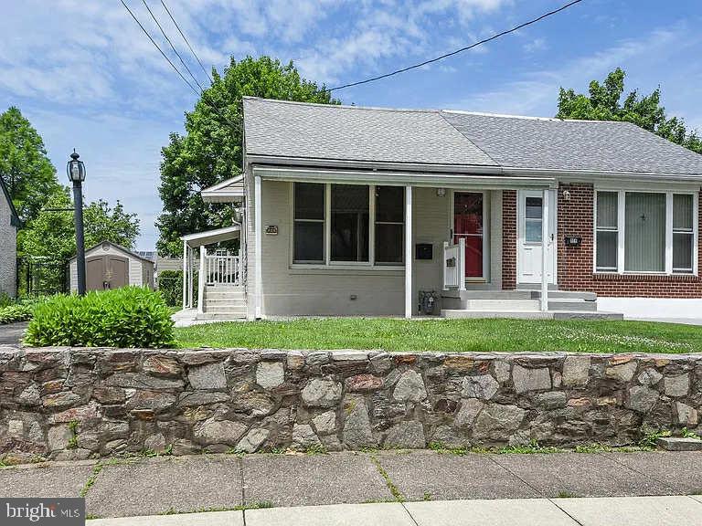 814 Cricket Avenue, Glenside