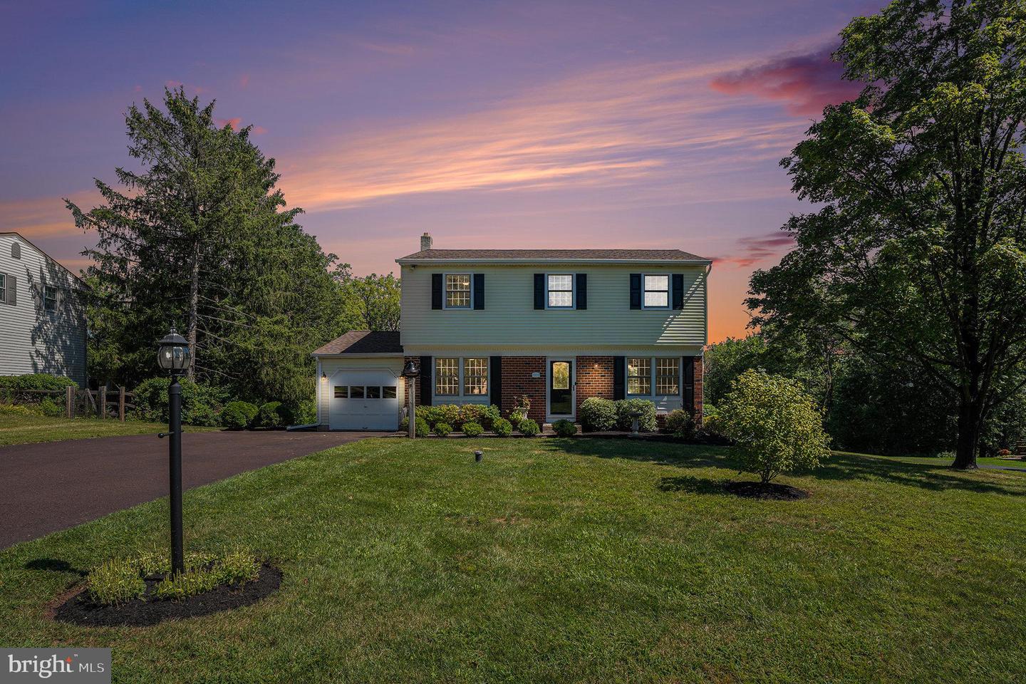 1510 Saint Andrews Way, Lansdale