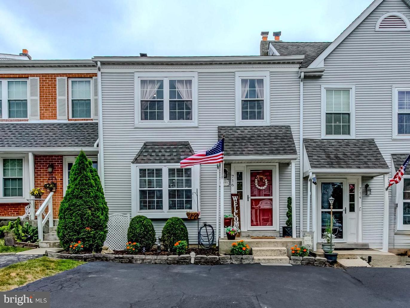 716 Sandalwood Lane, Eagleville