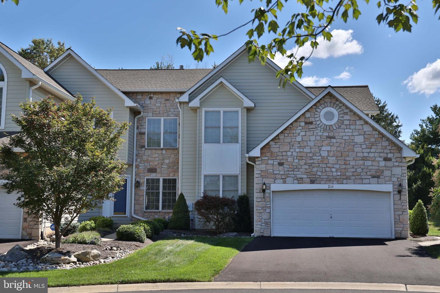 207 Birkdale Drive, Blue Bell