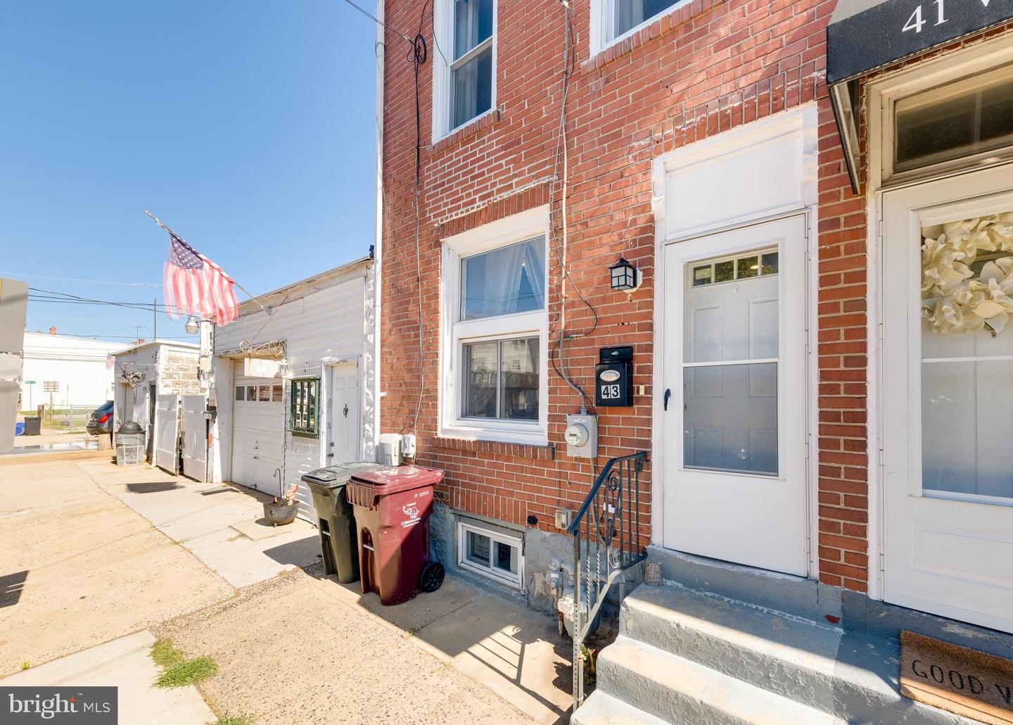 43 W 2nd Street, Bridgeport