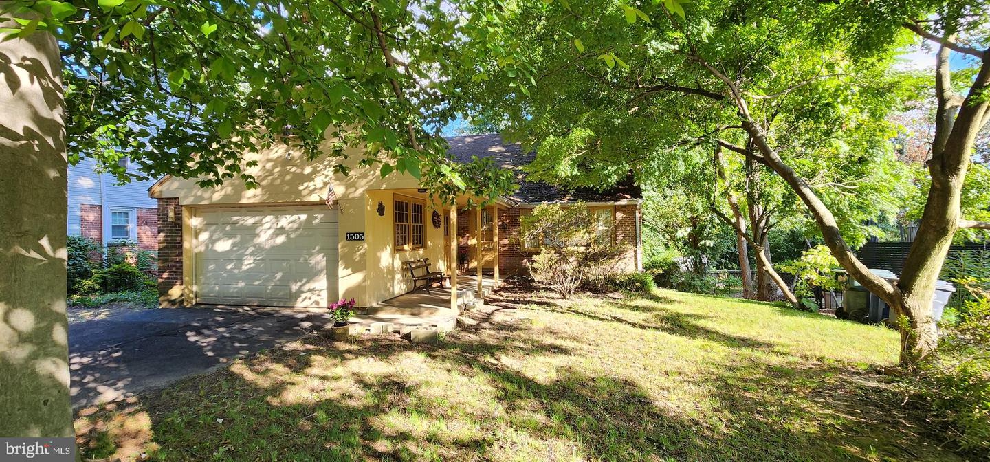 1505 Edge Hill Road, Abington