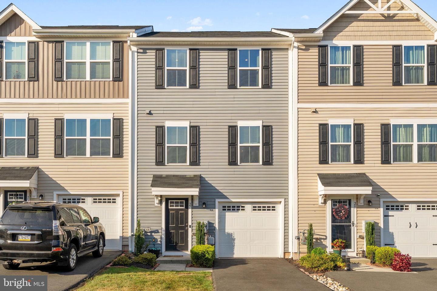 27 Foxwood Drive, Gilbertsville