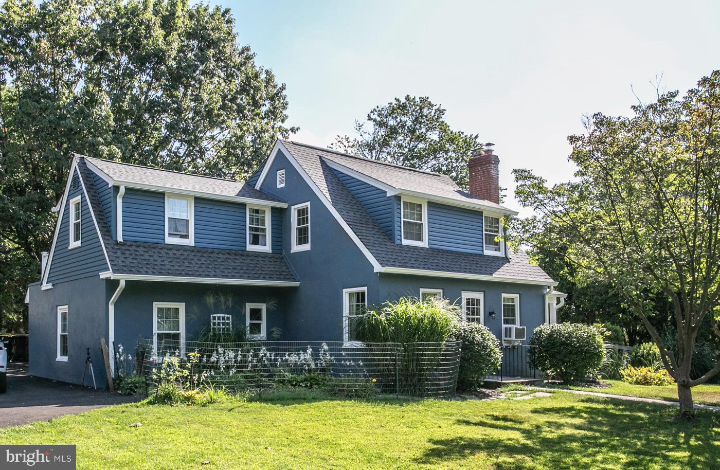 23 Adams Avenue, Norristown