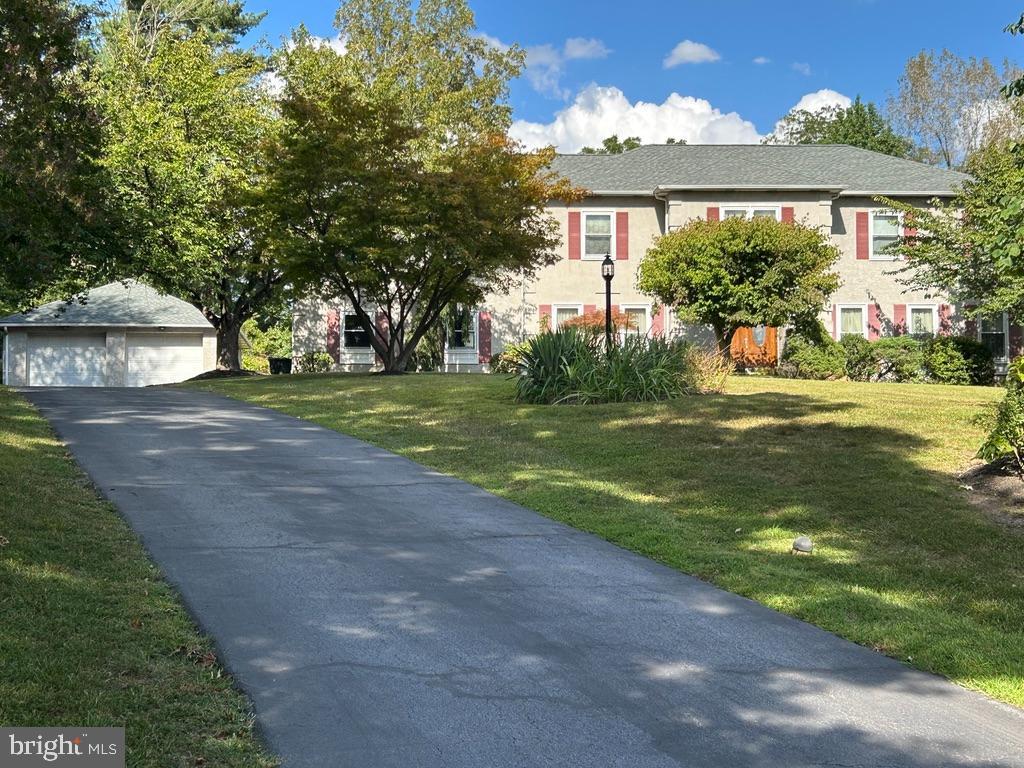 10 Gum Tree Road, Lafayette Hill