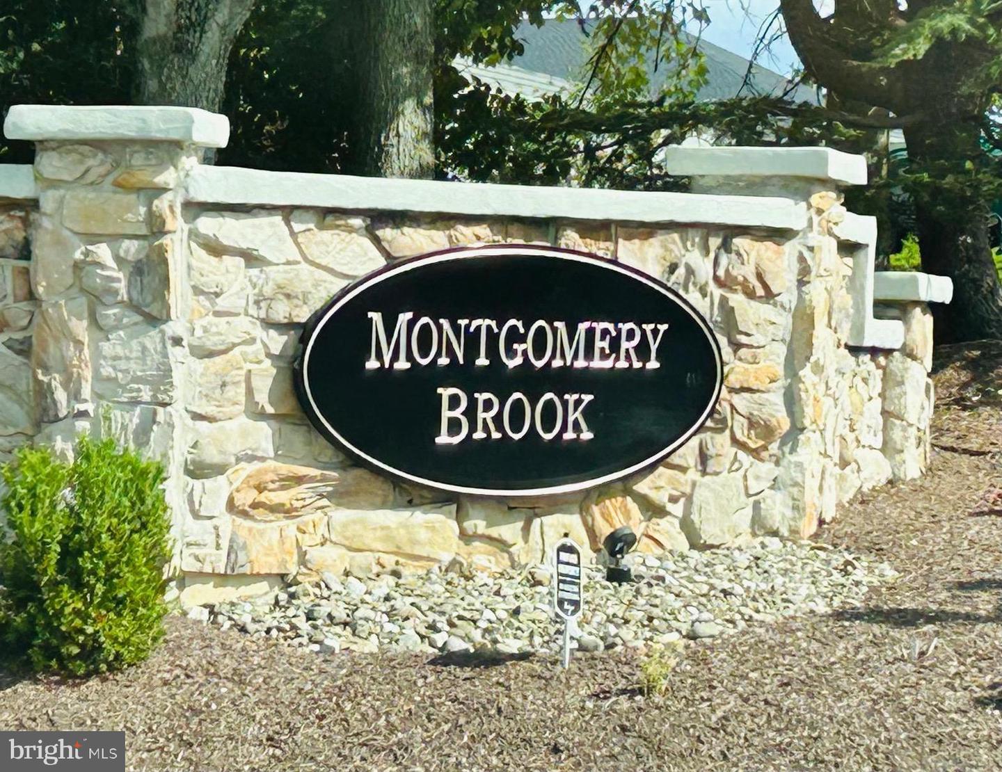513 Foxcroft Circle, Royersford