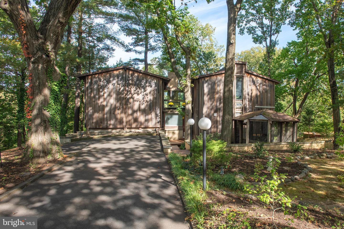 1430 Hopeland Road, Wyncote