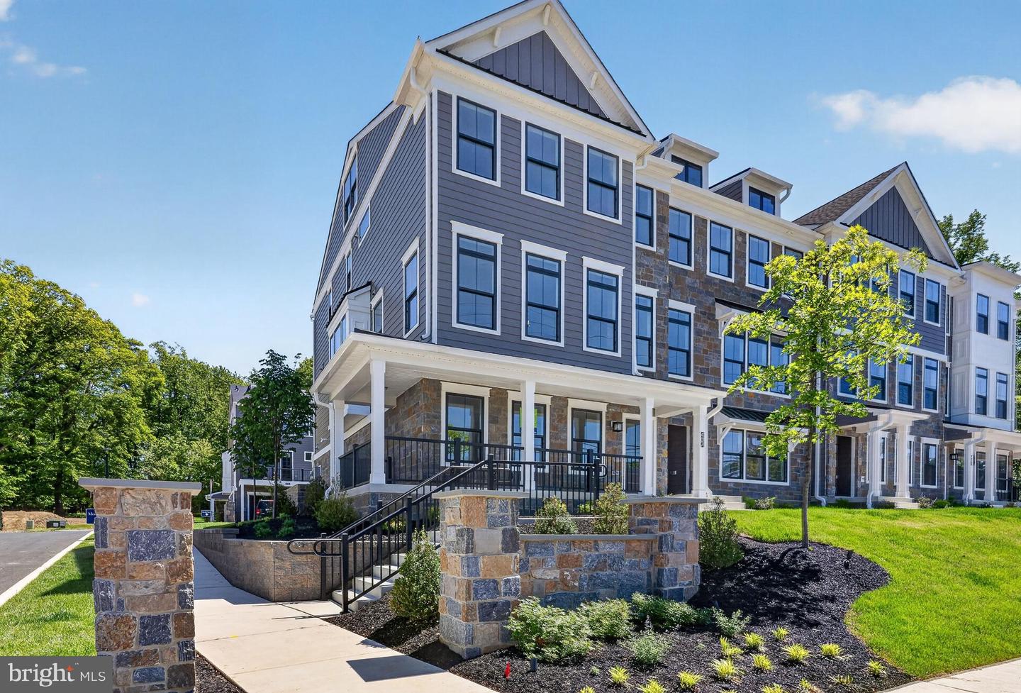 407 Pennybrook Court #4 Redford End