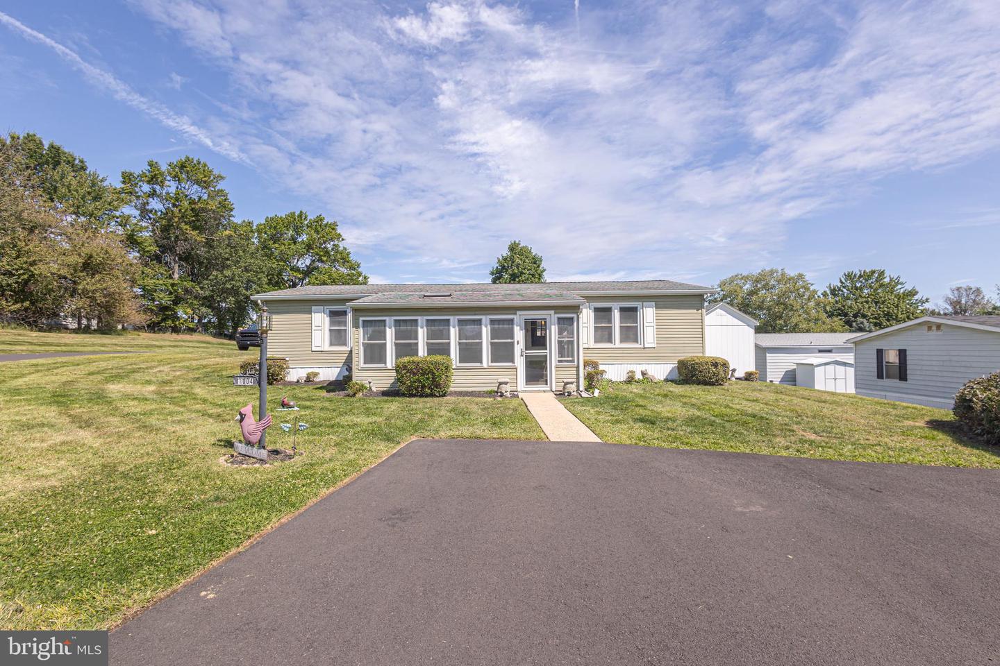 1004 Fox Chase Court, North Wales
