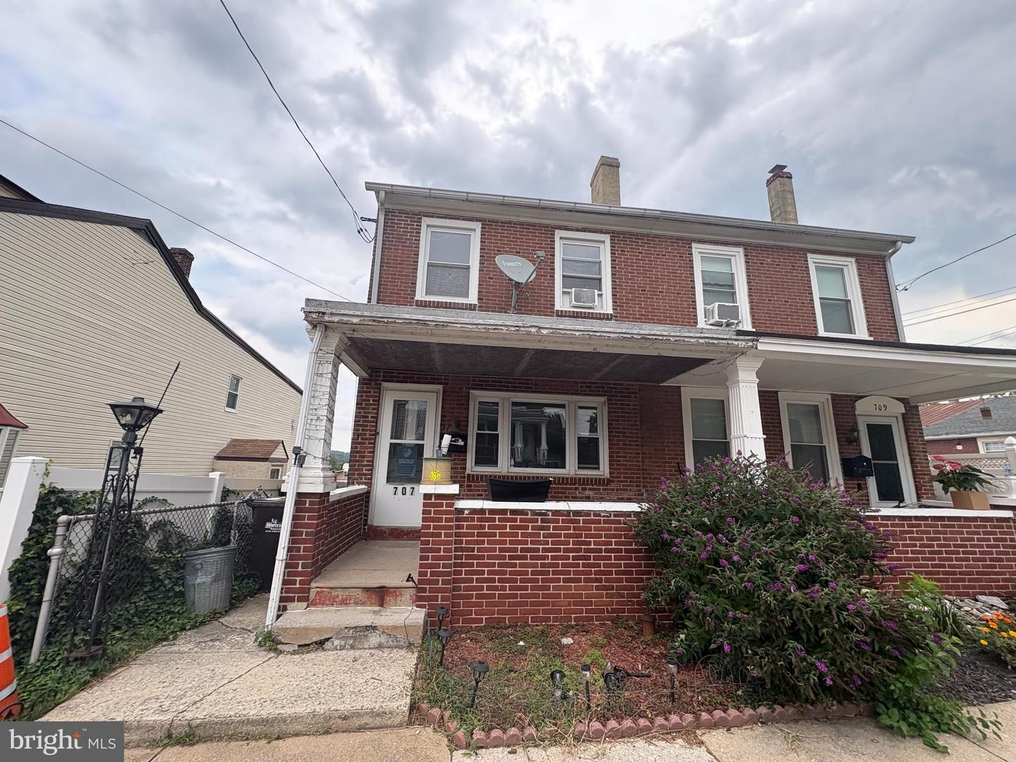707 Tose Street, Bridgeport
