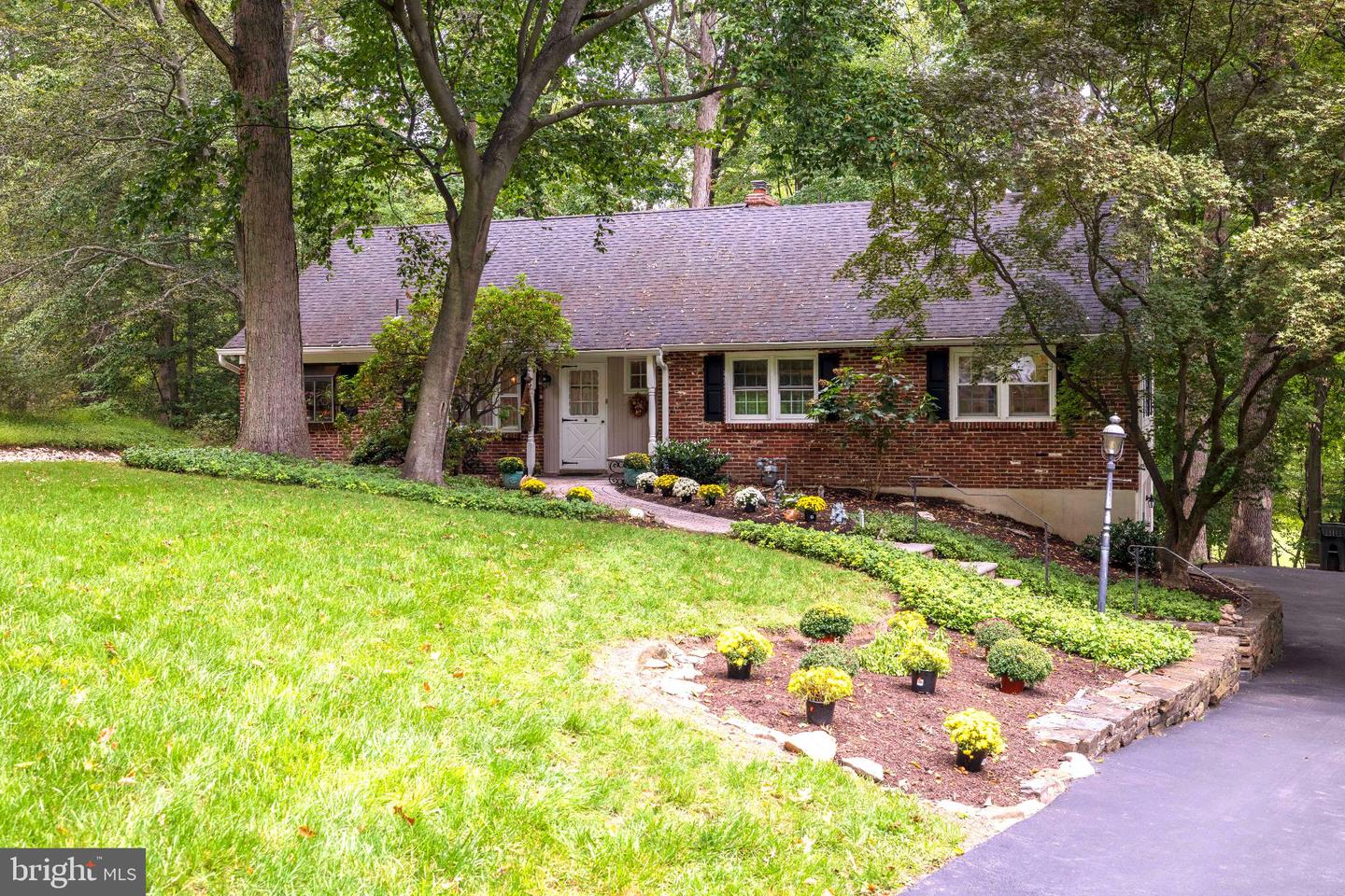 2350 Fairway Road, Huntingdon Valley
