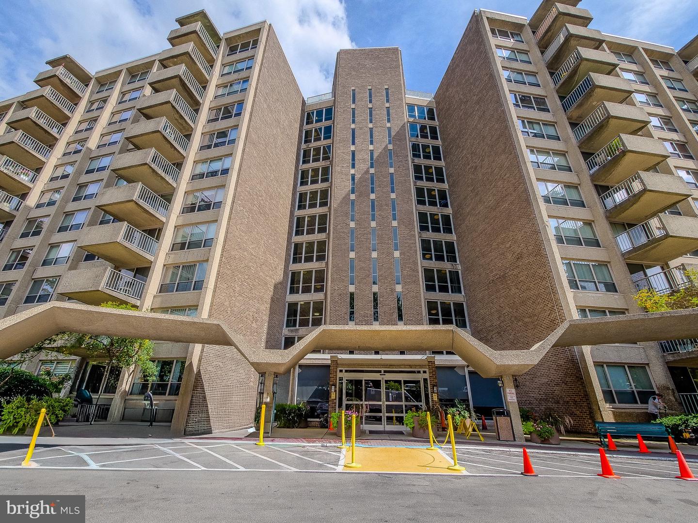 1001 City Avenue #W-418, Wynnewood