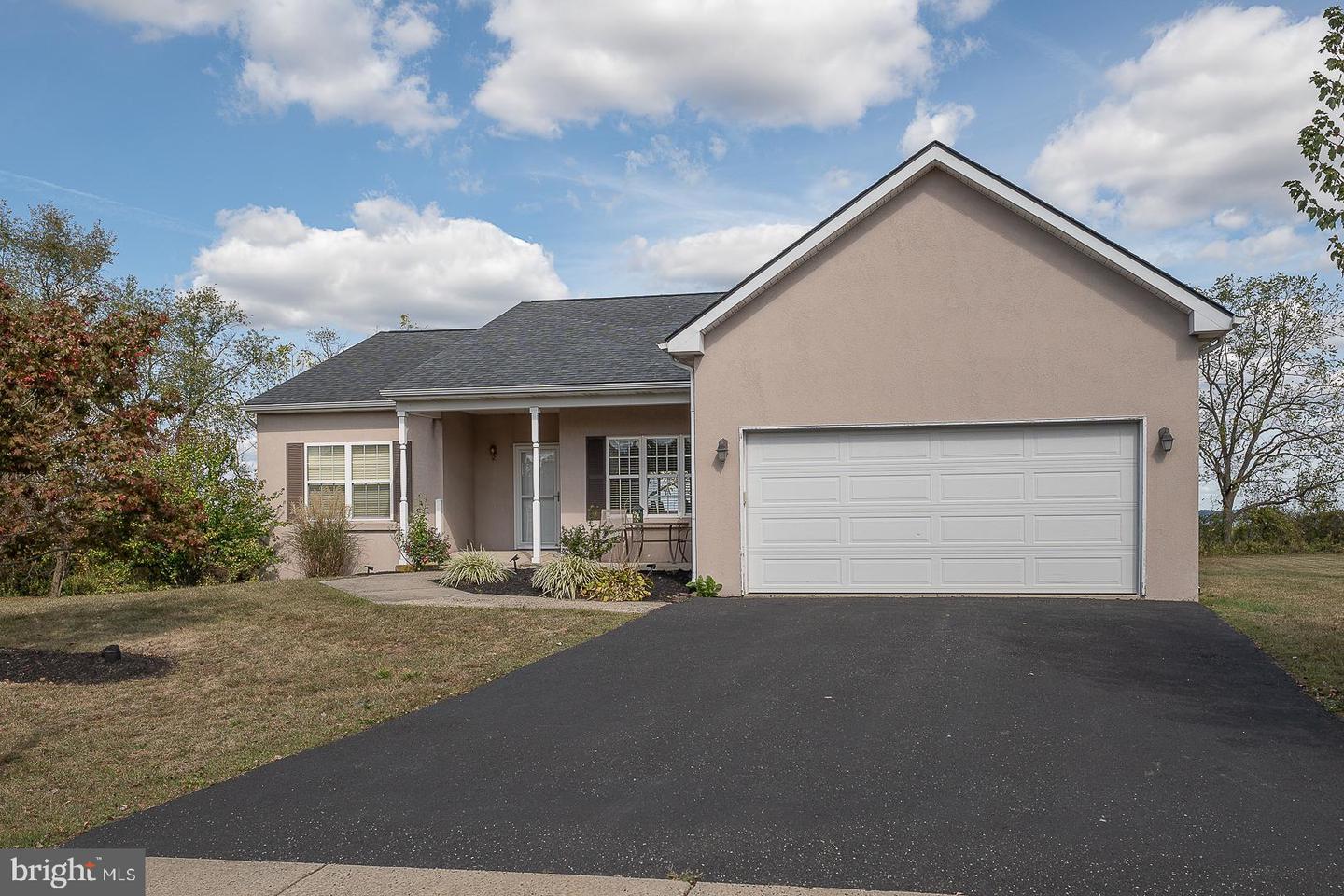 305 Summer Hill Drive, Gilbertsville