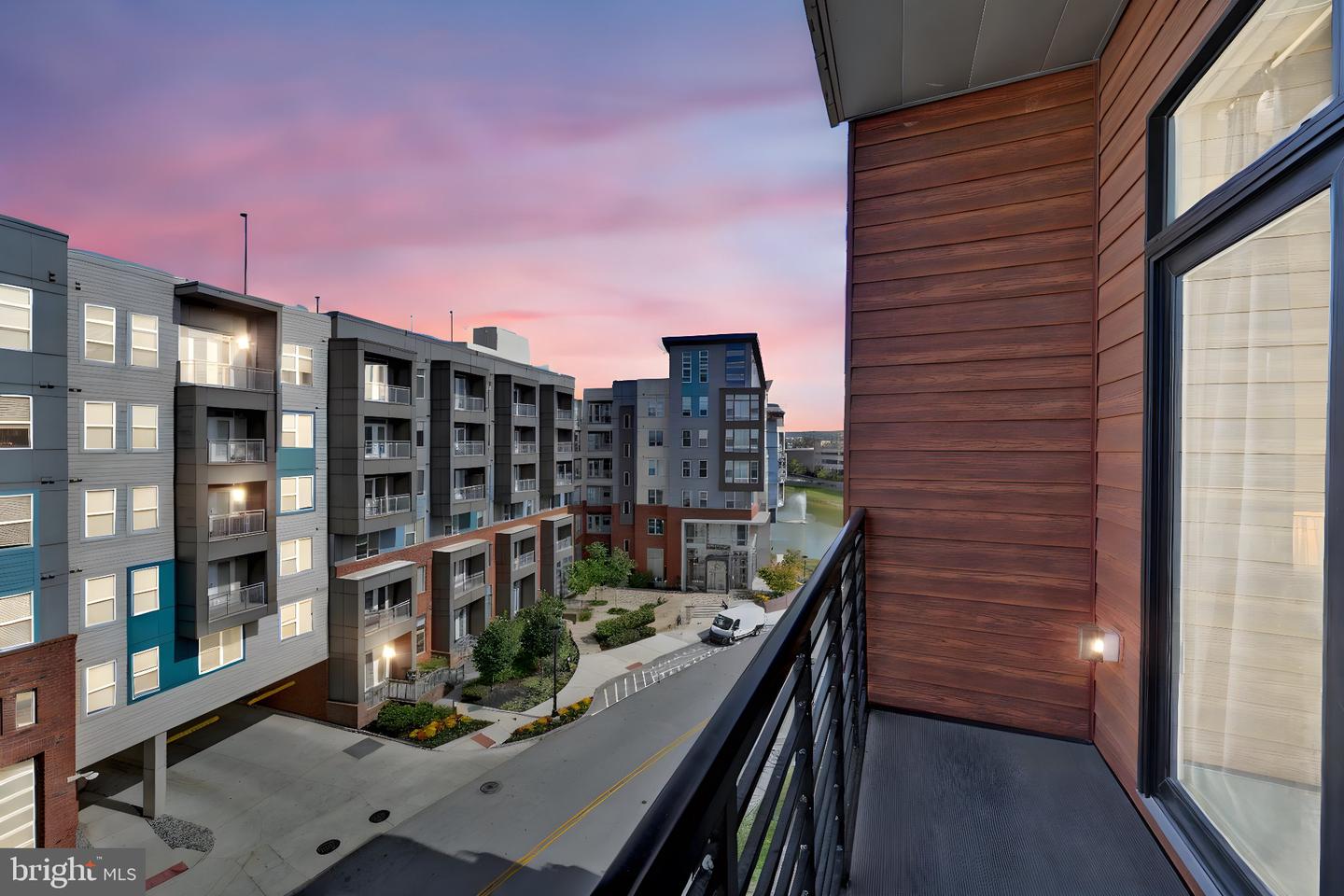 575 S Goddard Boulevard #504
