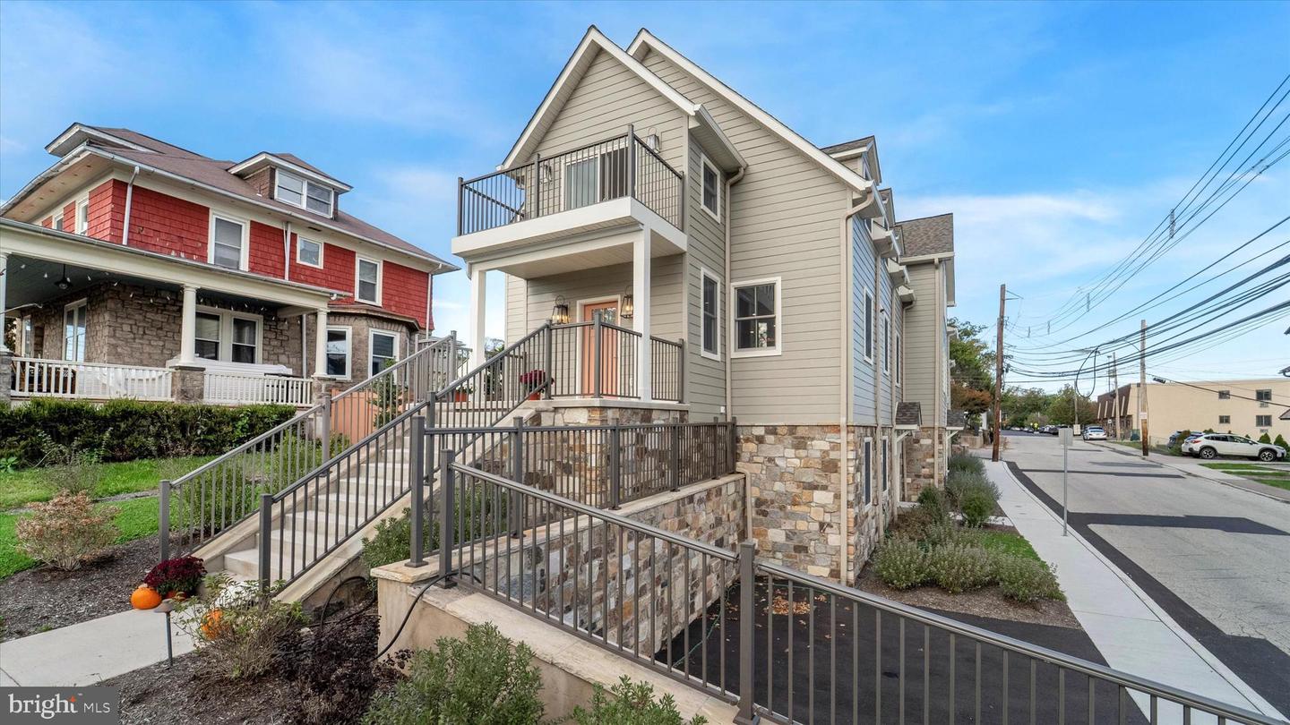 25 N Ridge Ave # A