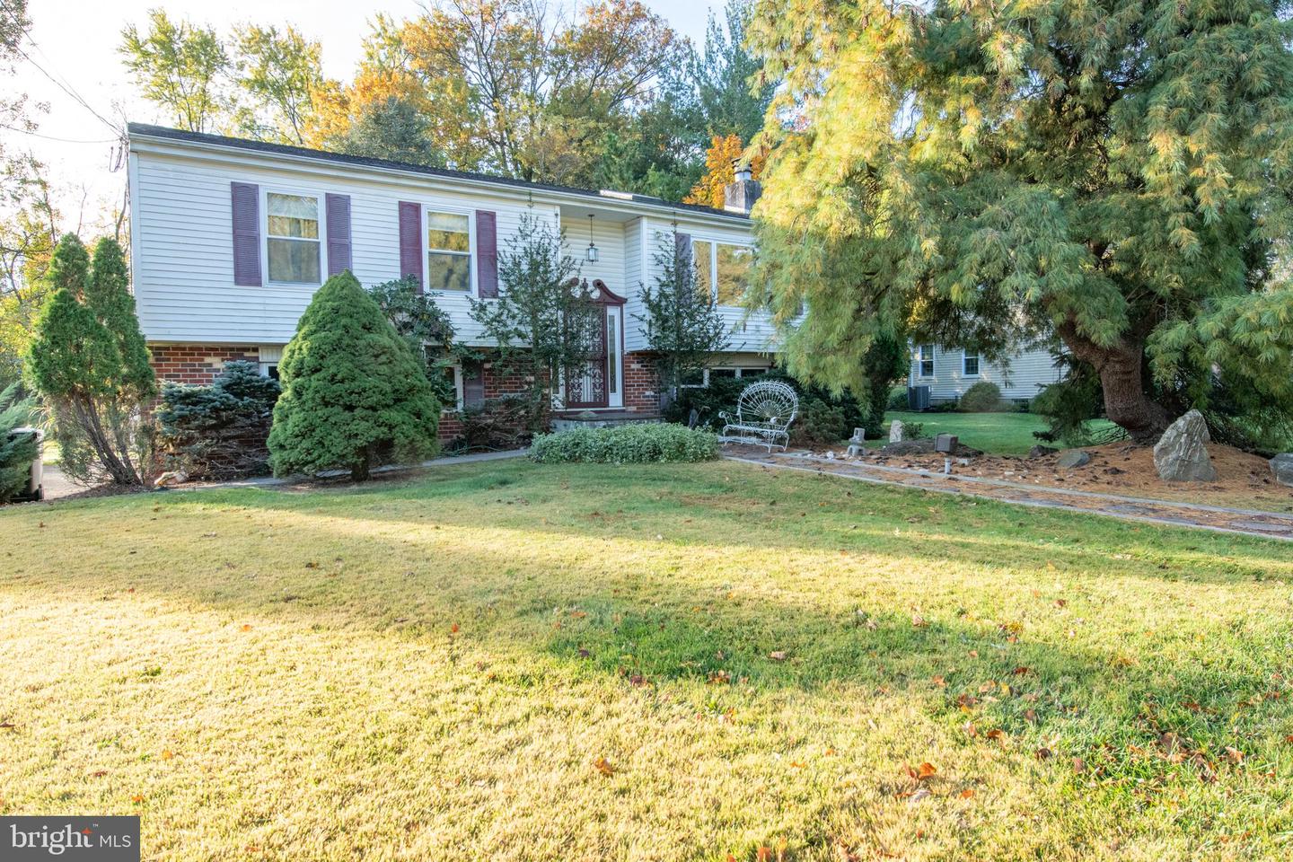 4145 Thistlewood Road, Hatboro