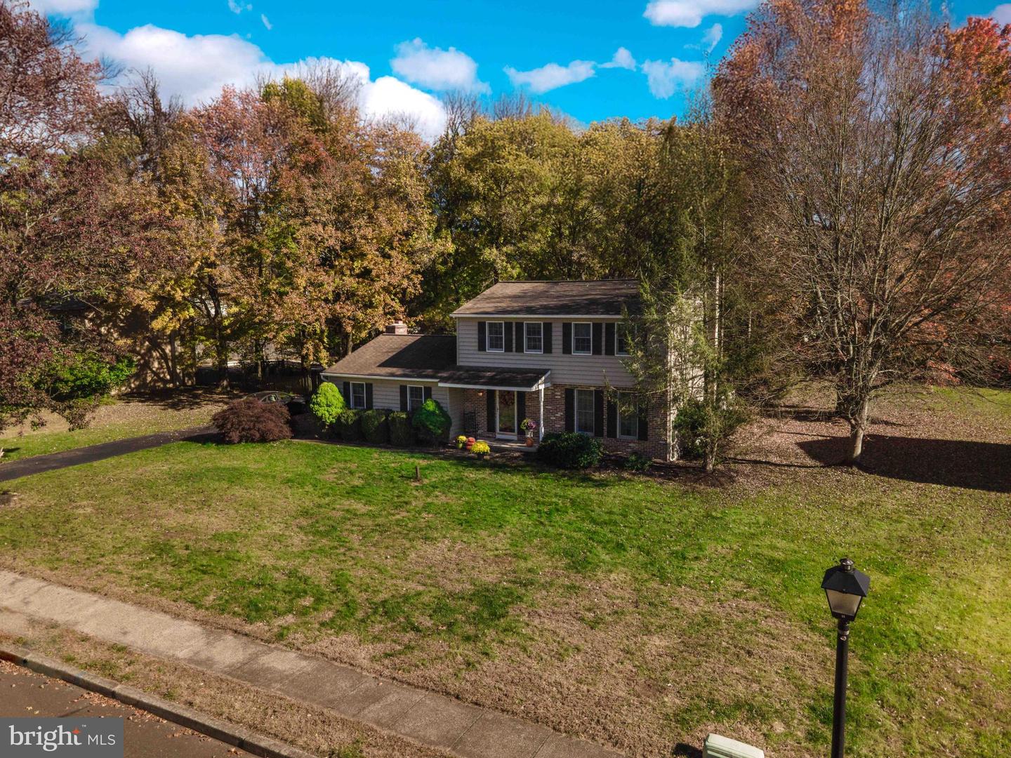 2191 Claremont Drive, Hatfield