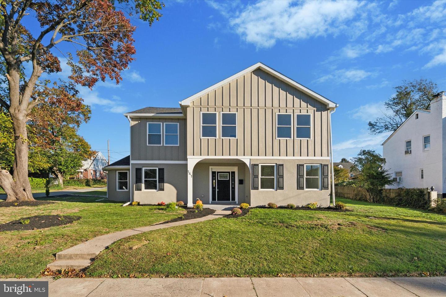 141 Ray Street, Jenkintown