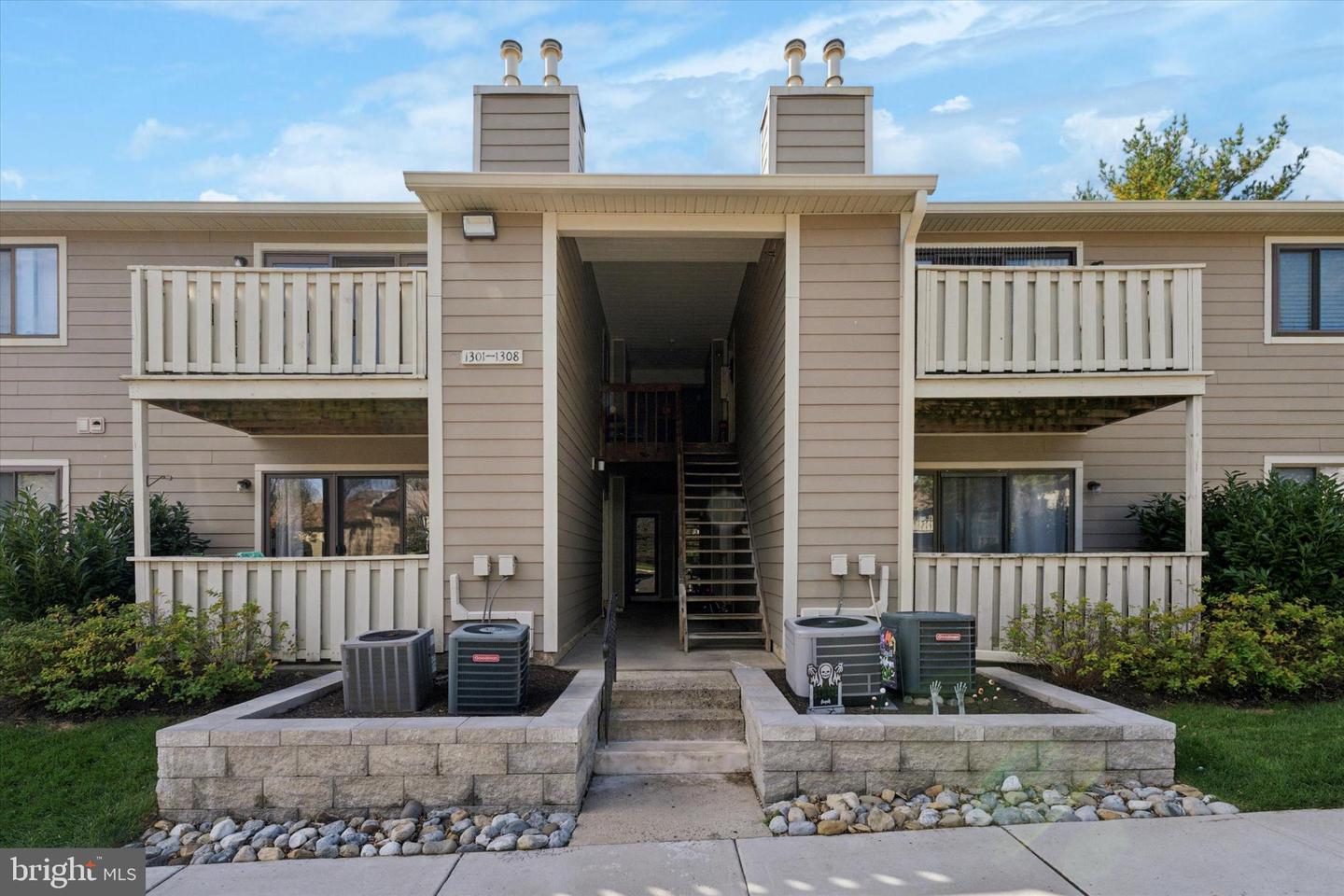 1308 Morris Court, North Wales