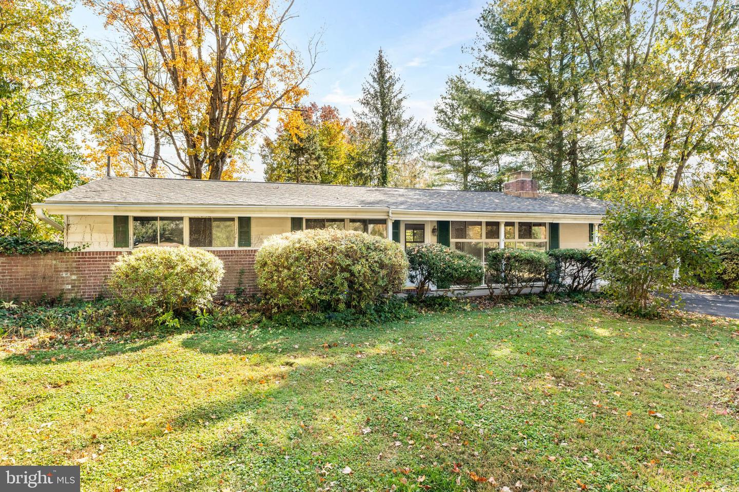 6326 Farmar Lane, Flourtown