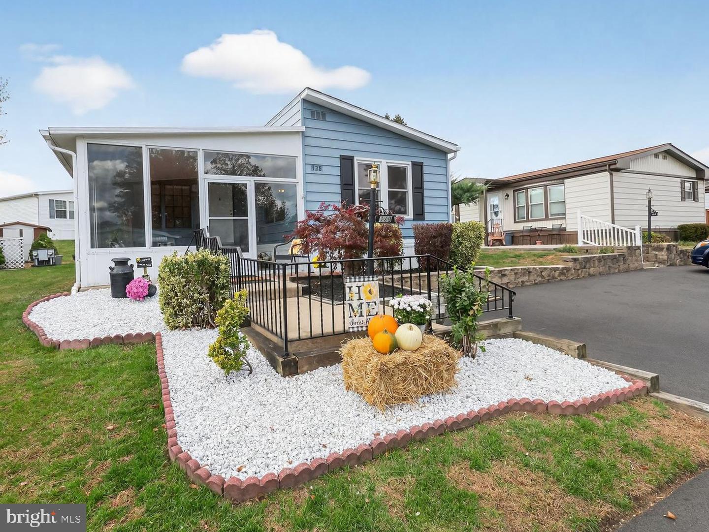 328 Woodstream Way, North Wales