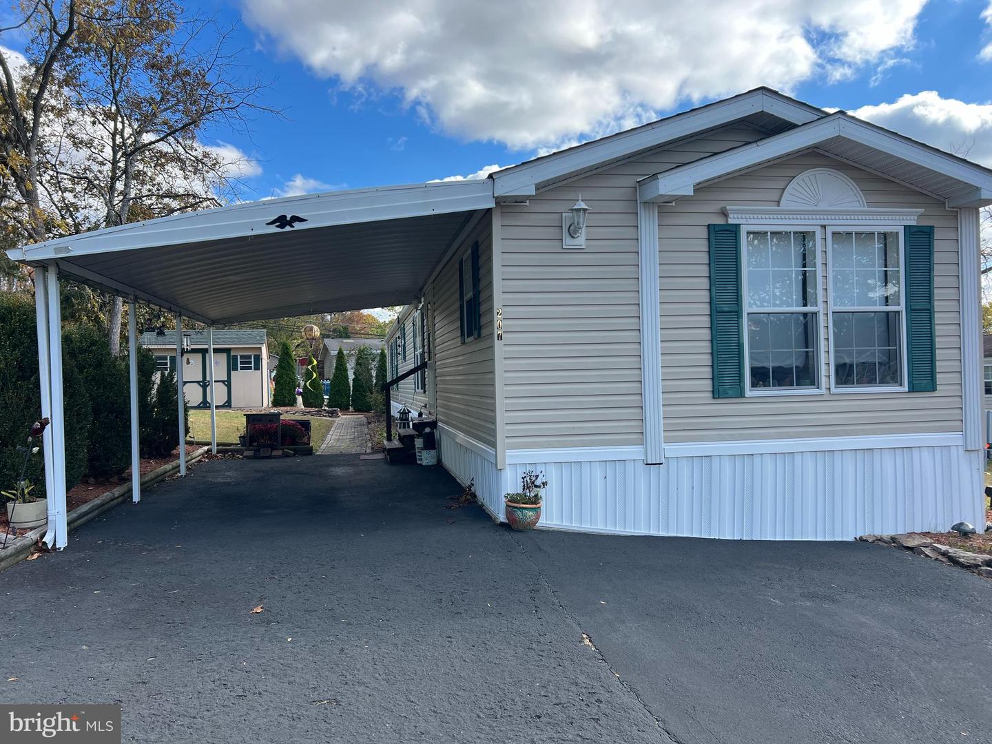 207 Green Hill Drive, Green Lane