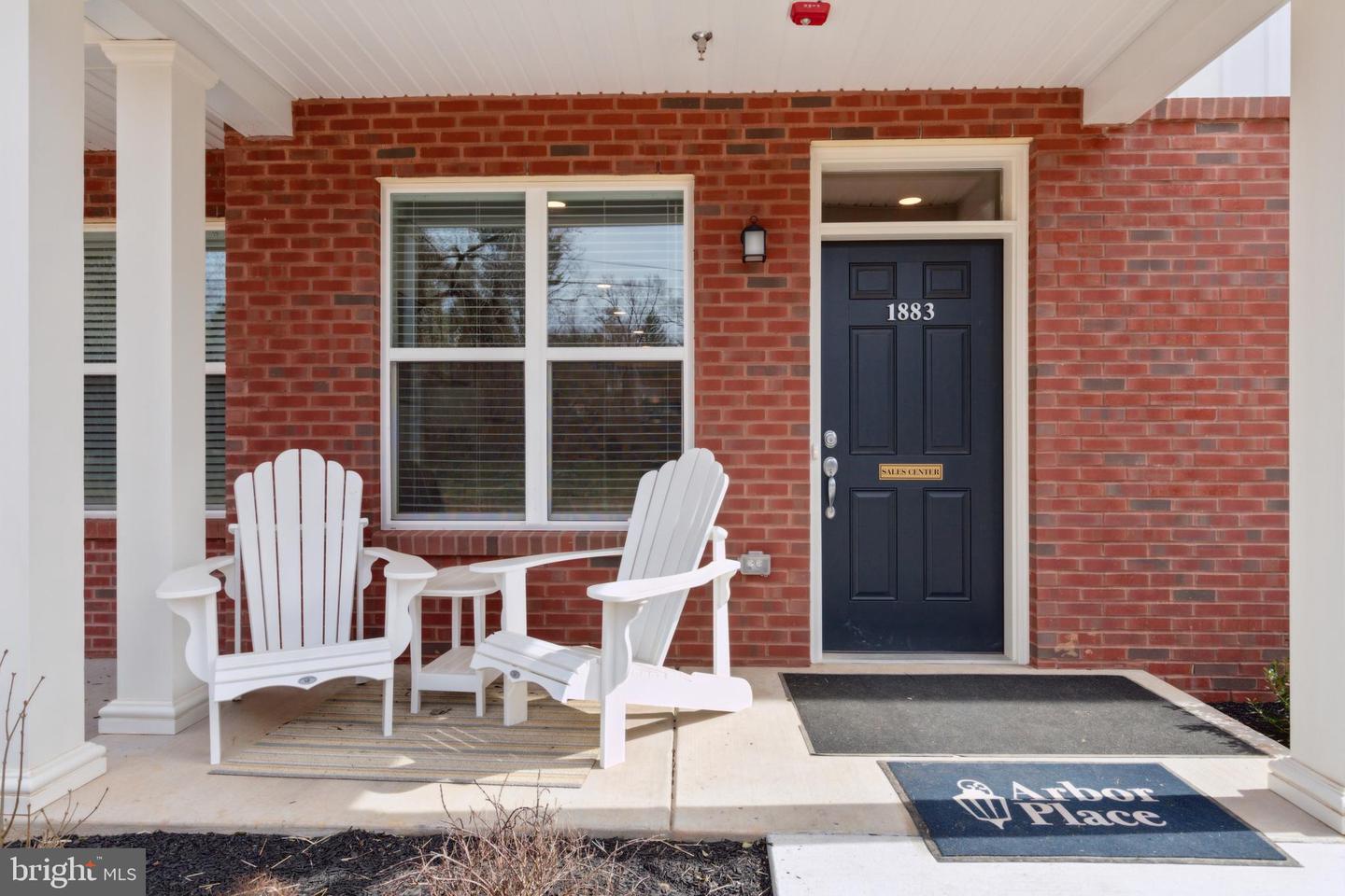 249 Chapel Ct Drive #82c, Norristown