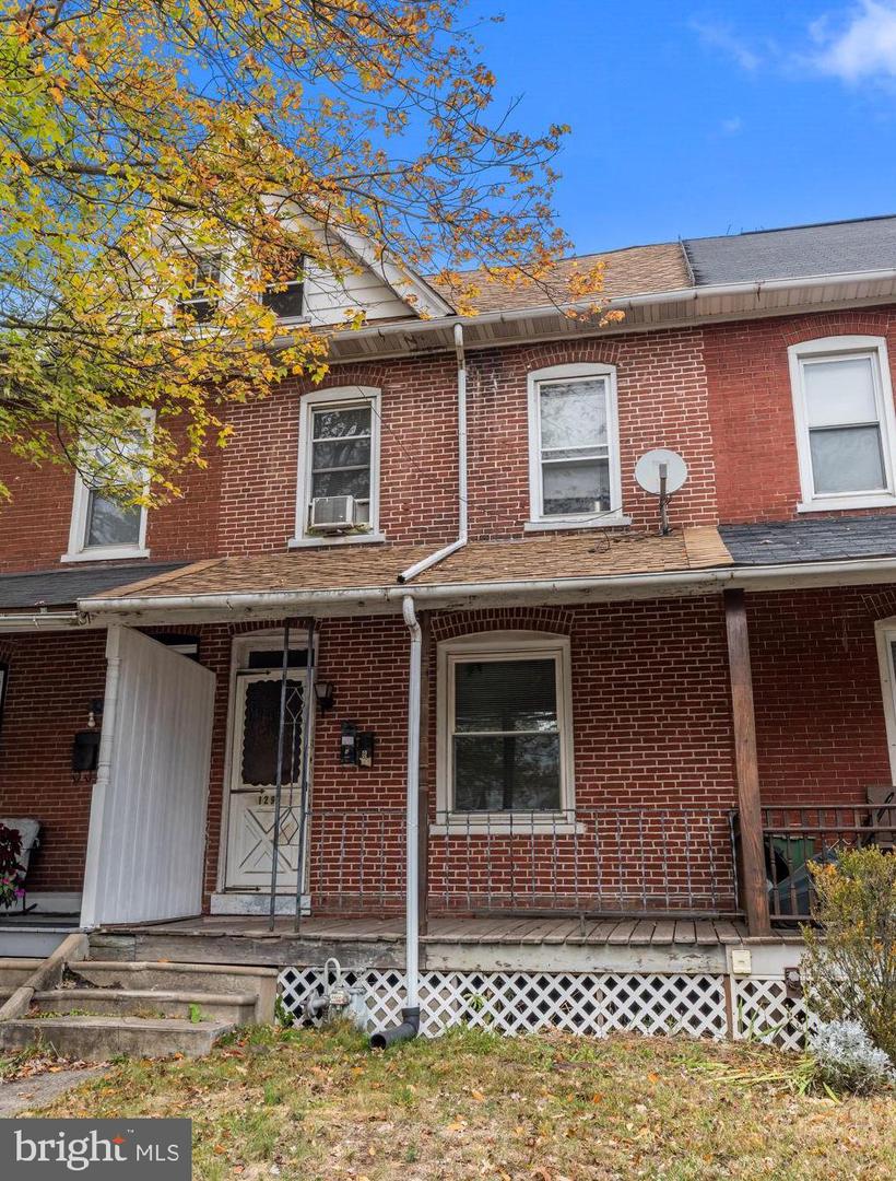 129 Fifth, Lansdale