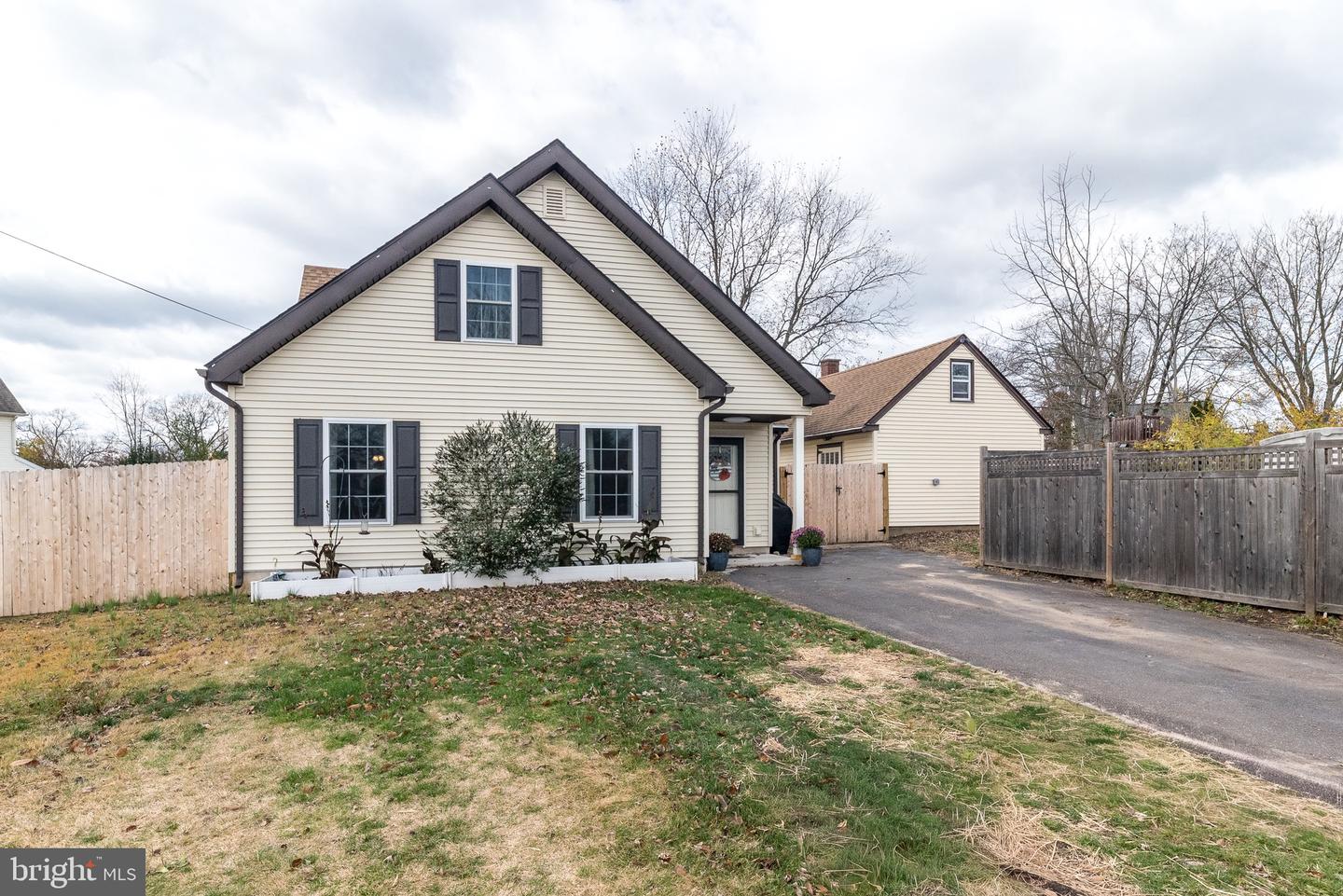 220 Pennbrook Avenue, Lansdale