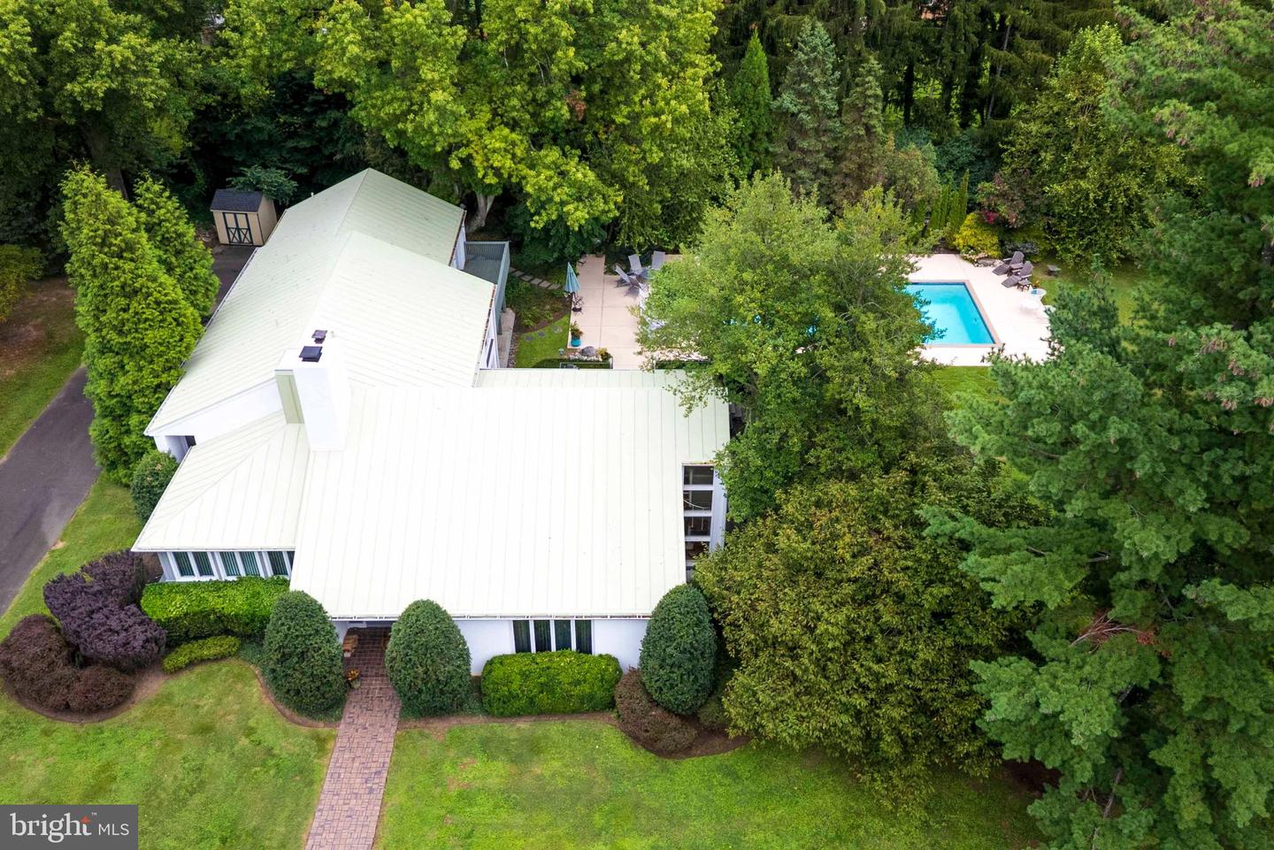 1156 Mill Road Circle, Rydal