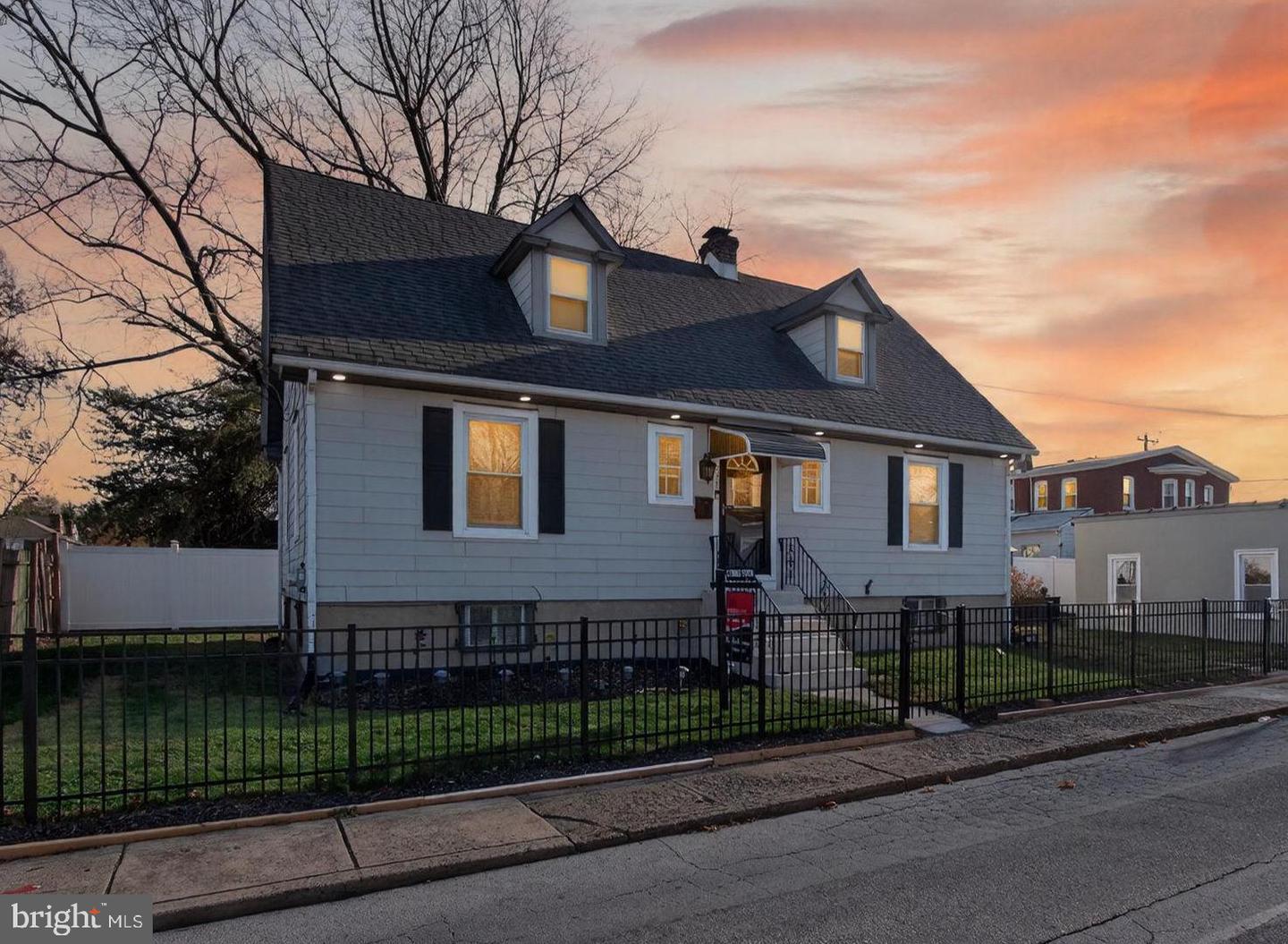 7405 Cedar Lane, Elkins Park