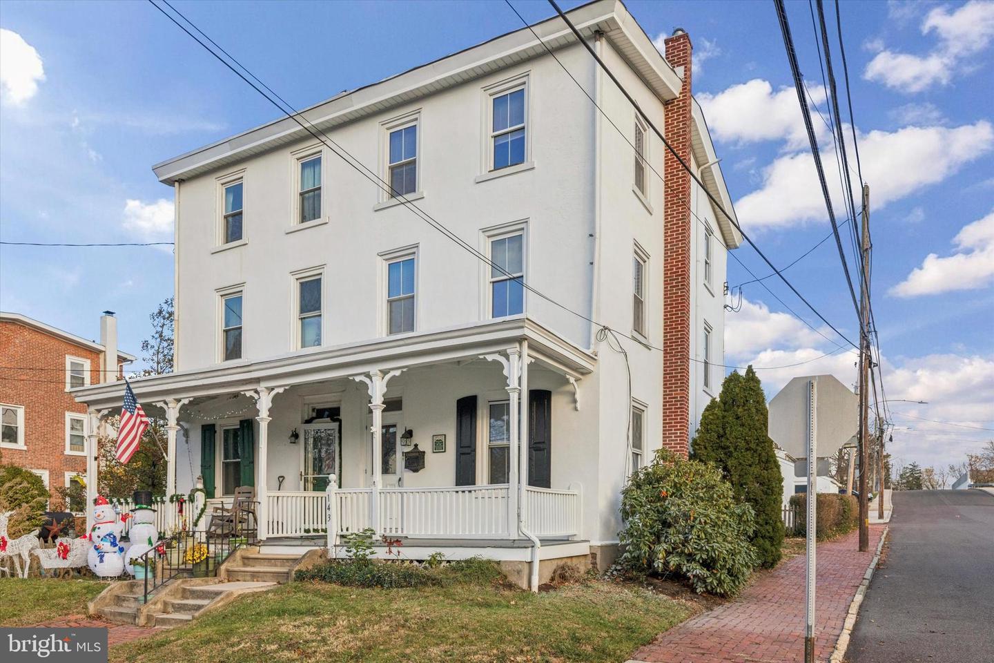 143 W Montgomery Avenue, North Wales