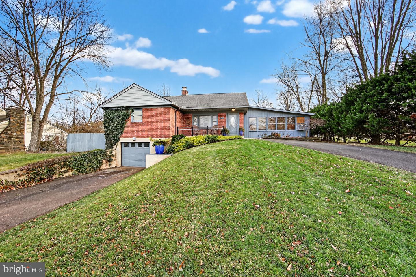 1625 Clearbrook Road, Lansdale