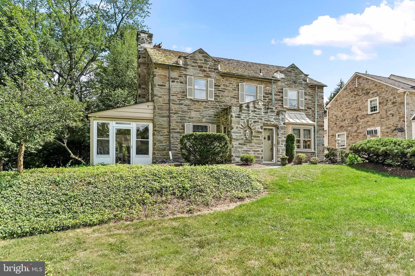 632 Foxcroft Road, Elkins Park