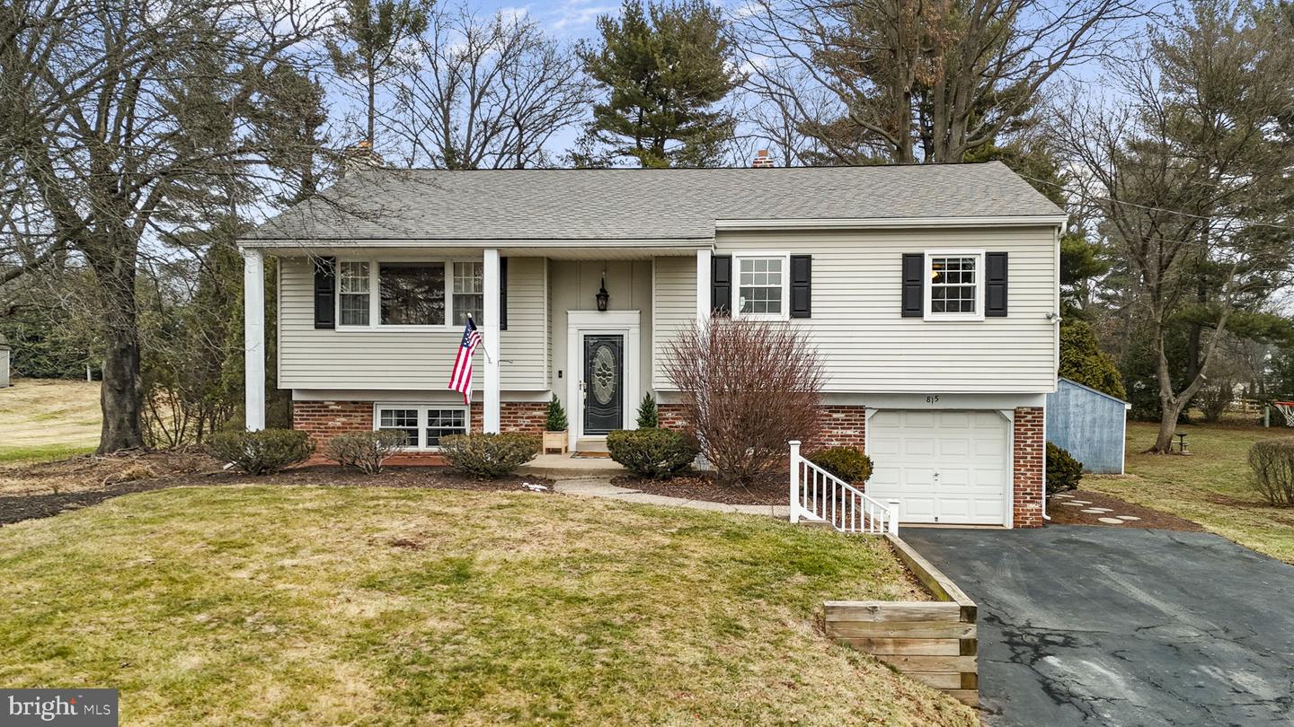 815 School Street, Collegeville