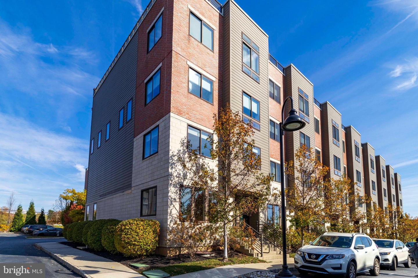 401 Lakeview Court, King Of Prussia