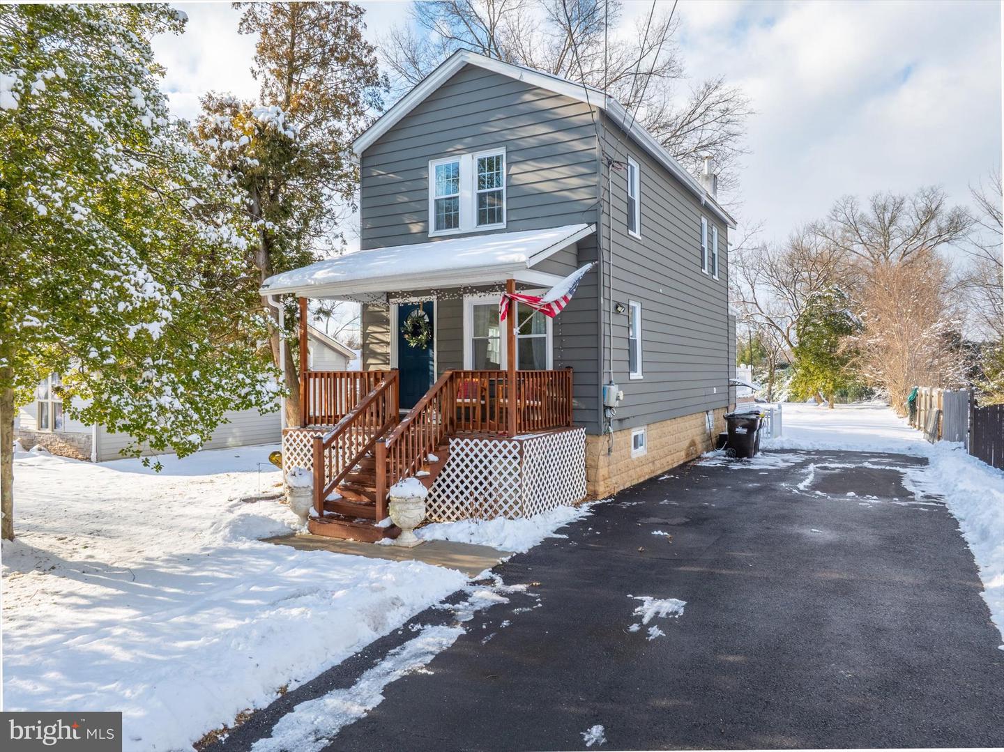 2248 W Walnut Street, Colmar